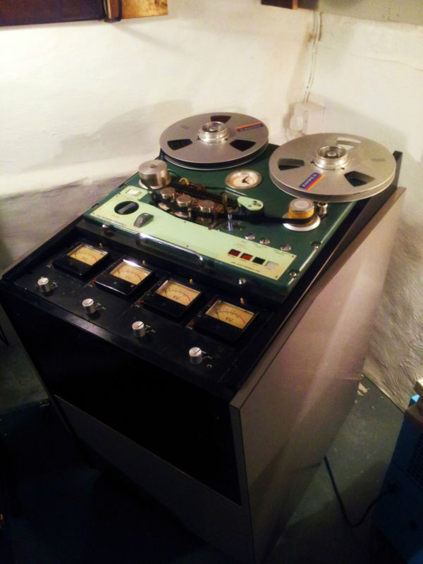 EMI BTR - Reel to Reel Tape Machine